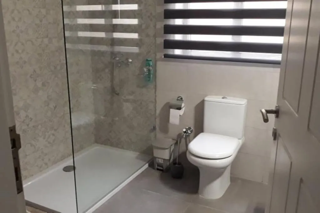 Ramzam - Spacious & Modern 3 Bedroom Apartment With Roof Terrace Marsaskala